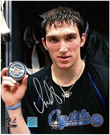 אלכסנדר אובצ'קין חתם על בירות וושינגטון 8 x 10 צילום - 70651 - תמונות NHL עם חתימה