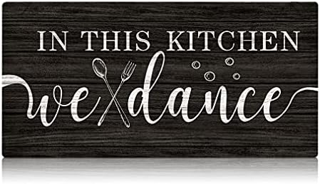 במטבח זה אנו רוקדים שלט עץ כפרי, לוח אמנות קיר מצחיק שלט שלט, בית חווה עץ תלייה קיר לעיצוב בית מסעדה בחדר אוכל במטבח